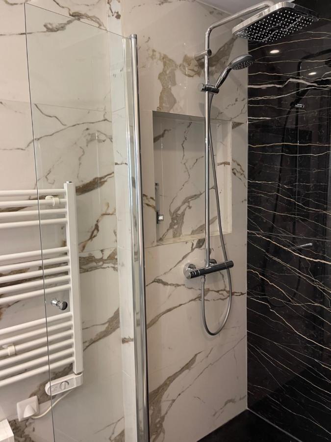 Appartement Le Palais Du Commerce Vichy Bagian luar foto