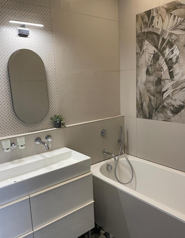 Appartement Le Palais Du Commerce Vichy Bagian luar foto