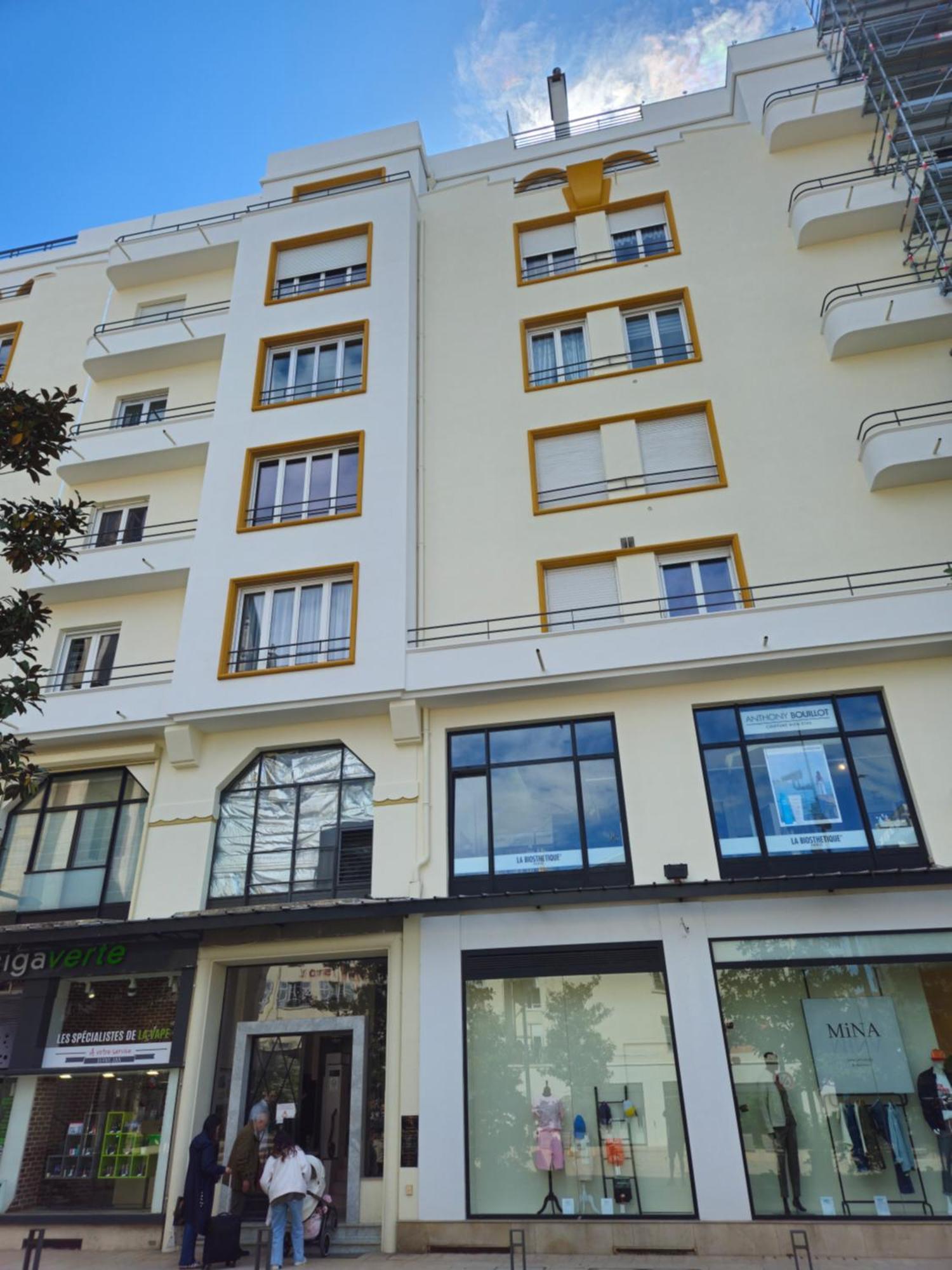 Appartement Le Palais Du Commerce Vichy Ruang foto